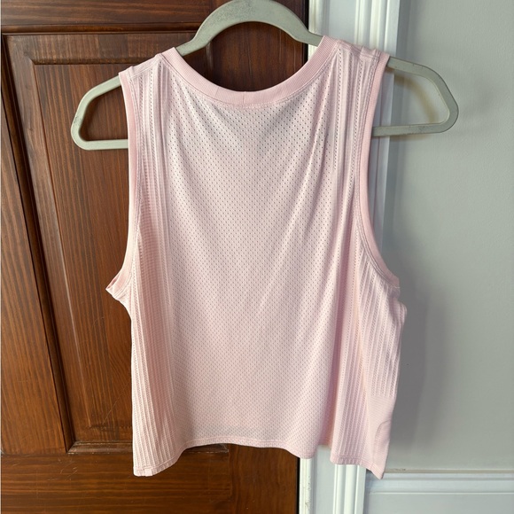 Lululemon Women's Pink Sleeveless Top - Picture 3 of 3